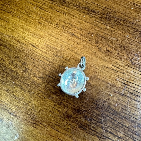 Ladybug Charm - Picture 3 of 3